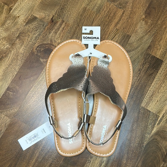 🆕 NWT WOMEN’S SONOMA THONG SANDALS SIZE M 7-8 - Picture 3 of 8